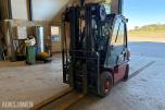 2004 Nissan 2,5 tonns diesel motvekts truck 