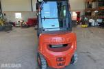 2004 Nissan 2,5 tonns diesel motvekts truck 