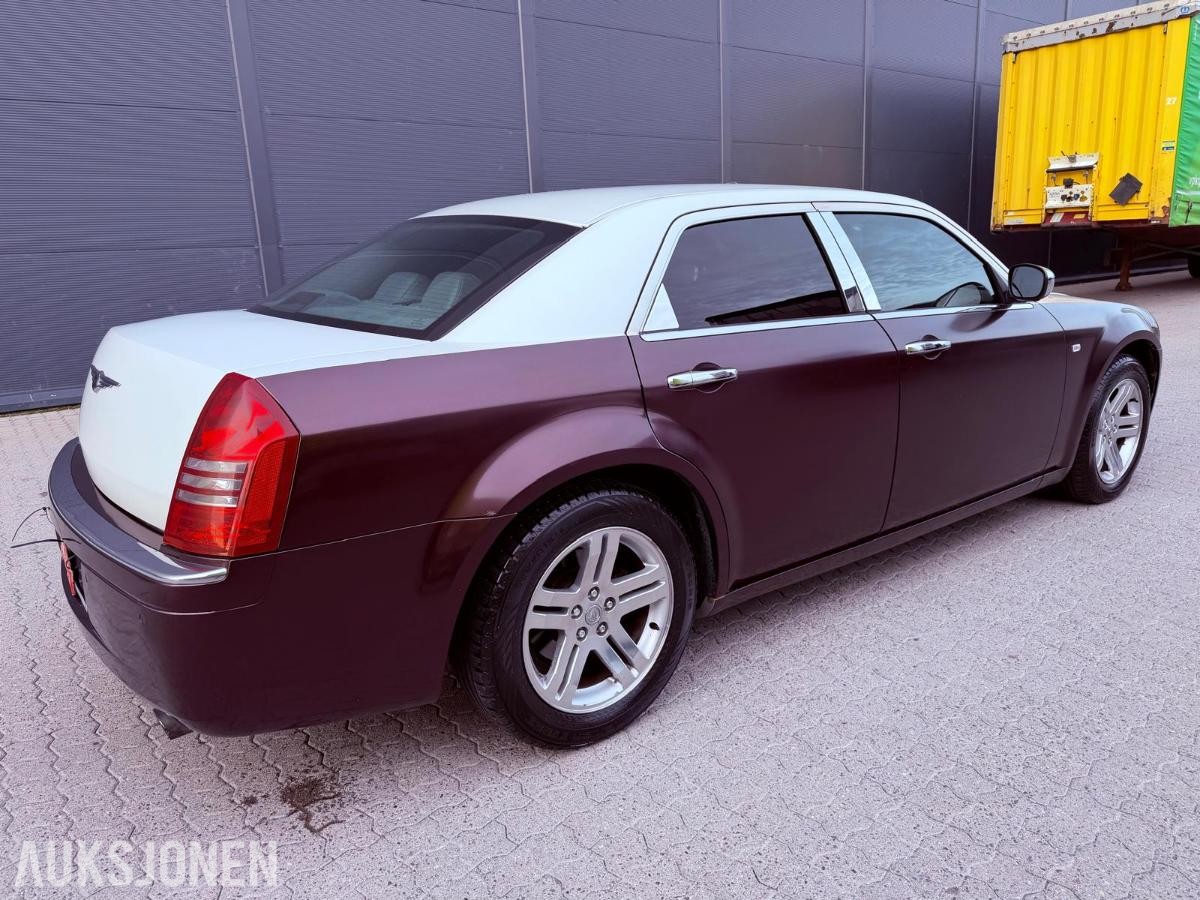 2005 CHRYSLER 300C 2.7 BENSIN AUTOMAT – SKINN / GOD PLASS