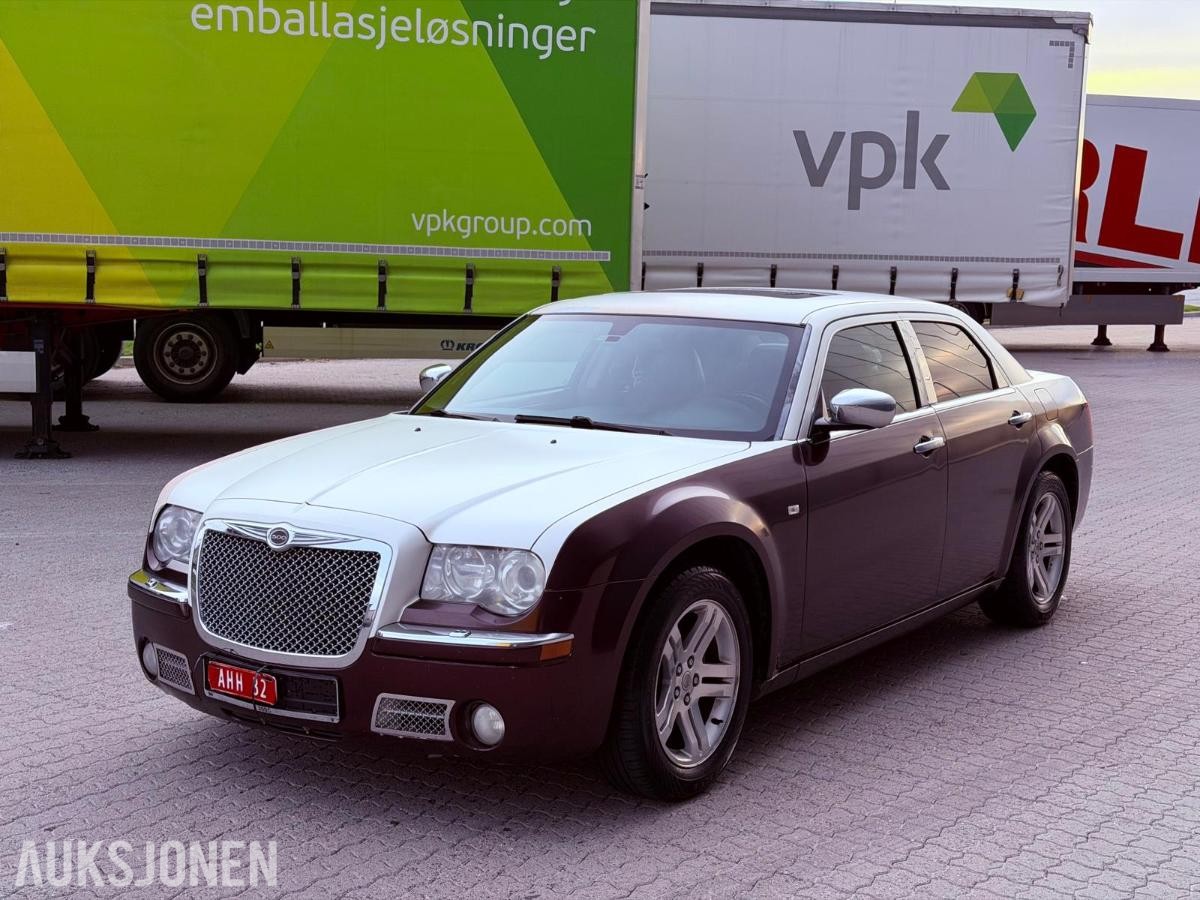 2005 CHRYSLER 300C 2.7 BENSIN AUTOMAT – SKINN / GOD PLASS