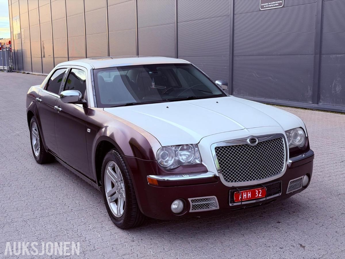 2005 CHRYSLER 300C 2.7 BENSIN AUTOMAT – SKINN / GOD PLASS