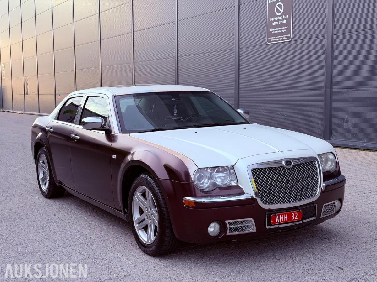2005 CHRYSLER 300C 2.7 BENSIN AUTOMAT – SKINN / GOD PLASS