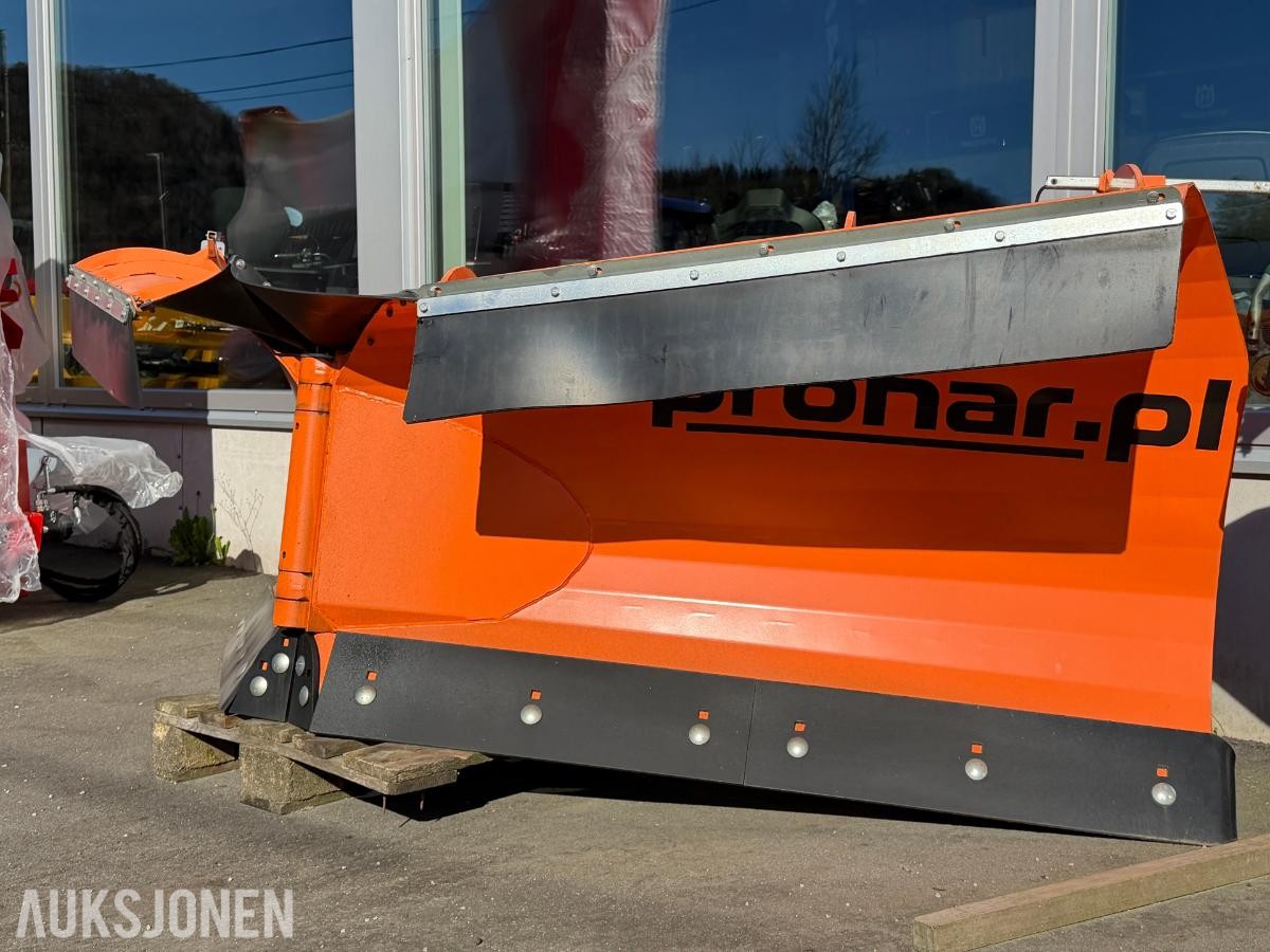 2022 Pronar PUV-3300m snøplog – ubrukt – hydraulisk V-plog