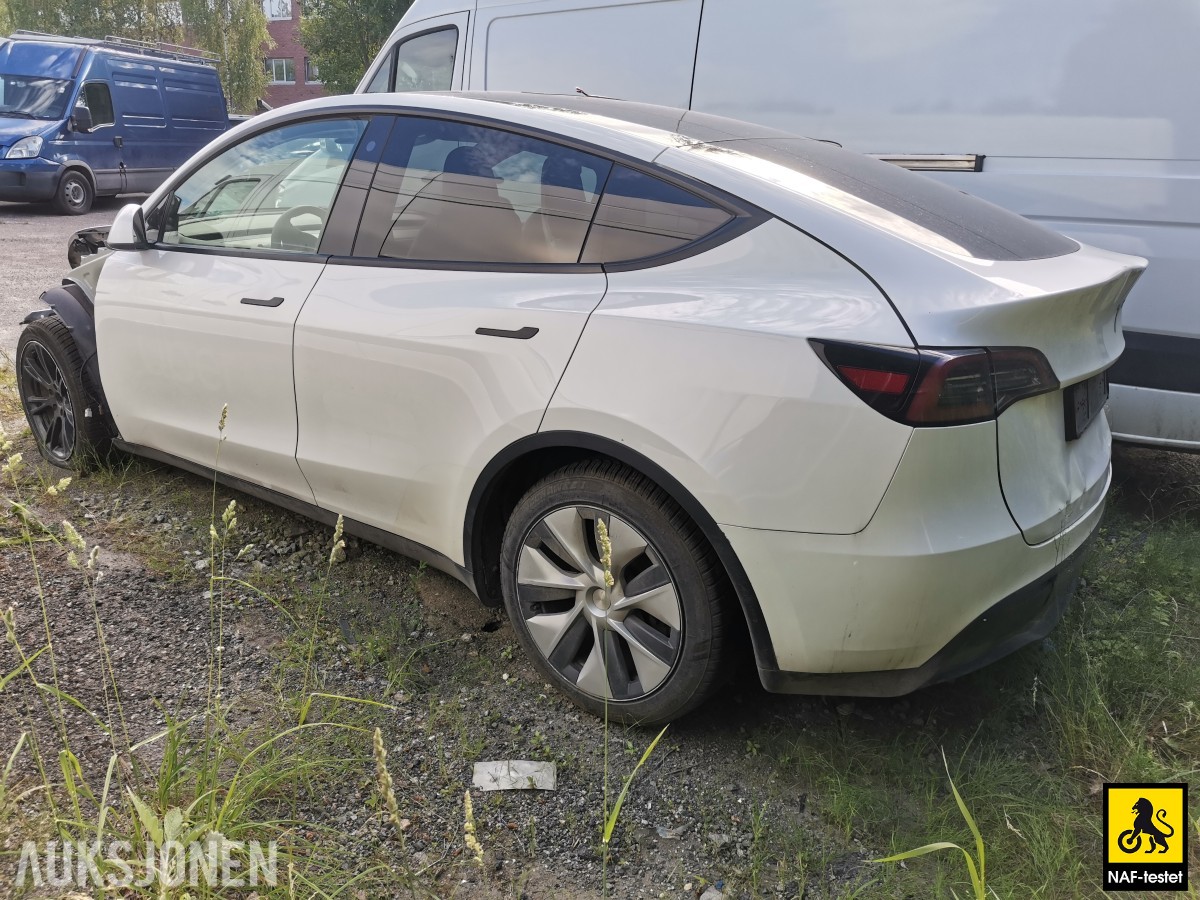 2023 Tesla Model Y LR AWD - UTEN MINSTEPRIS!