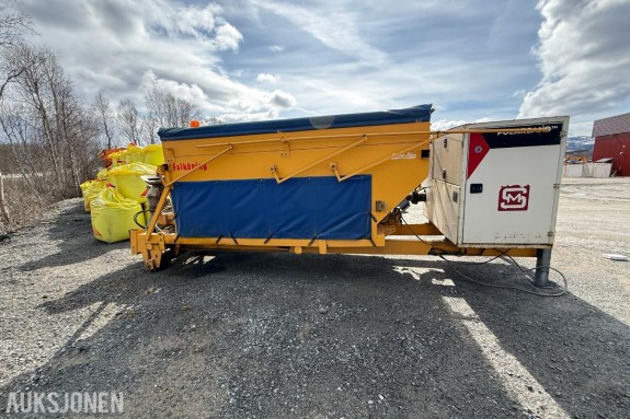 2021 Falkoping C-7 fastsandpreder med varme - Krokramme