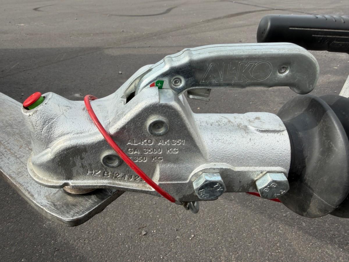 2025 Böckmann Kapellhenger 3.500 kg – Stor lastekapasitet