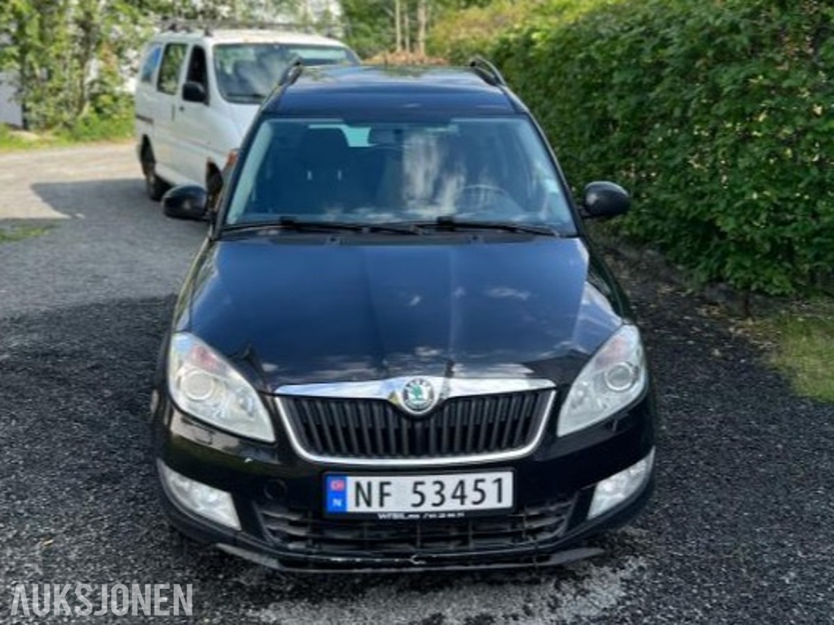 2012 Skoda Roomster 1.2 105hk Automat Reparasjonsobjekt