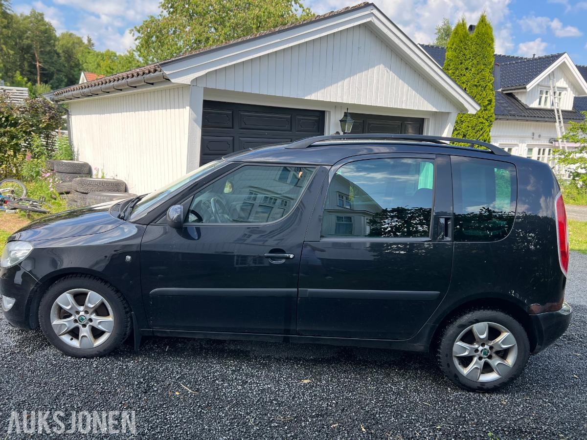 2012 Skoda Roomster 1.2 105hk Automat Reparasjonsobjekt