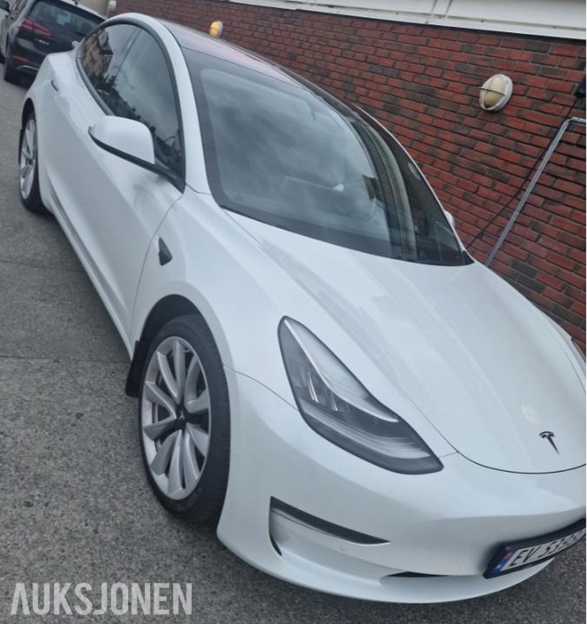 2019 Tesla Model 3 150kW Firehjulstrekk Autopilot Full Self Drive