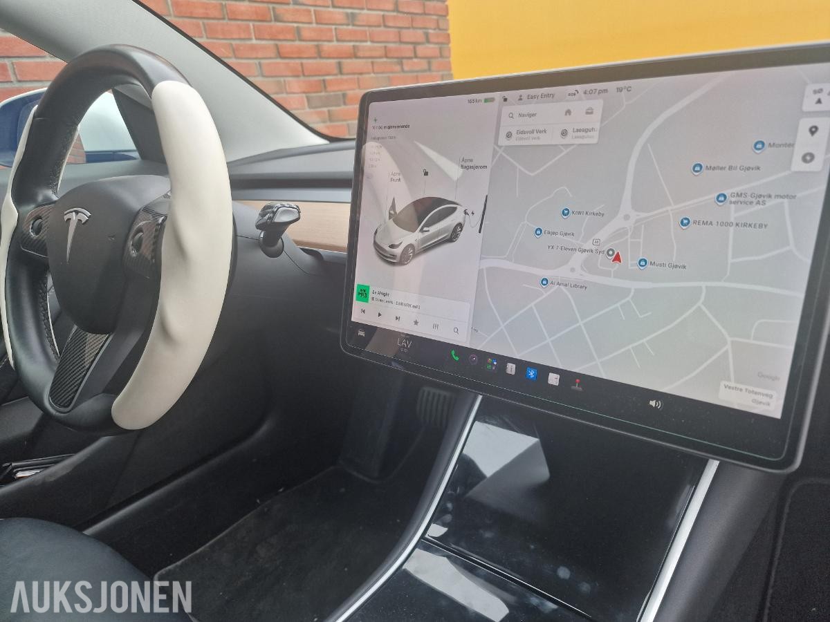2019 Tesla Model 3 150kW Firehjulstrekk Autopilot Full Self Drive