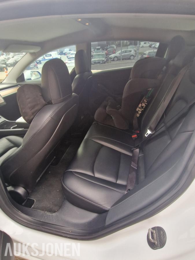 2019 Tesla Model 3 150kW Firehjulstrekk Autopilot Full Self Drive