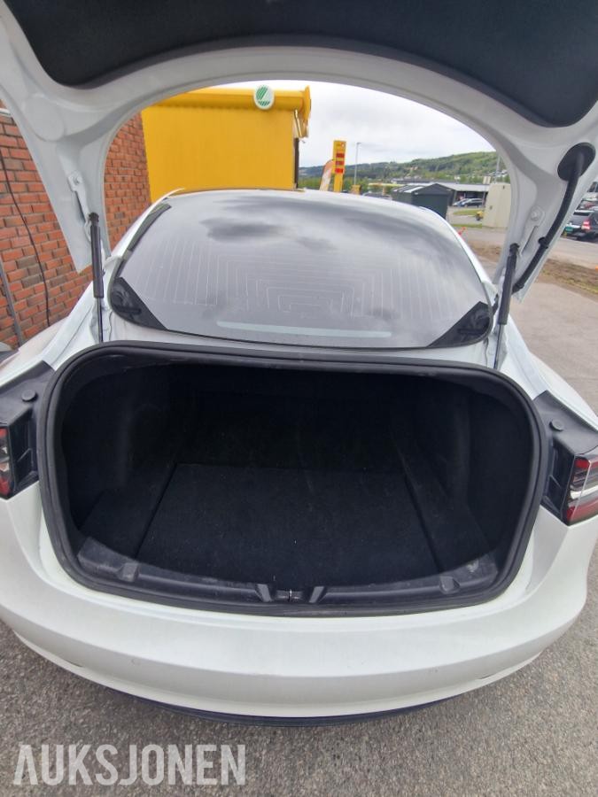 2019 Tesla Model 3 150kW Firehjulstrekk Autopilot Full Self Drive