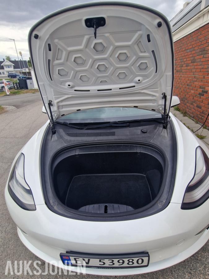2019 Tesla Model 3 150kW Firehjulstrekk Autopilot Full Self Drive