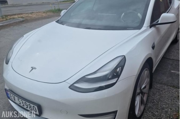 2019 Tesla Model 3 150kW Firehjulstrekk Autopilot Full Self Drive