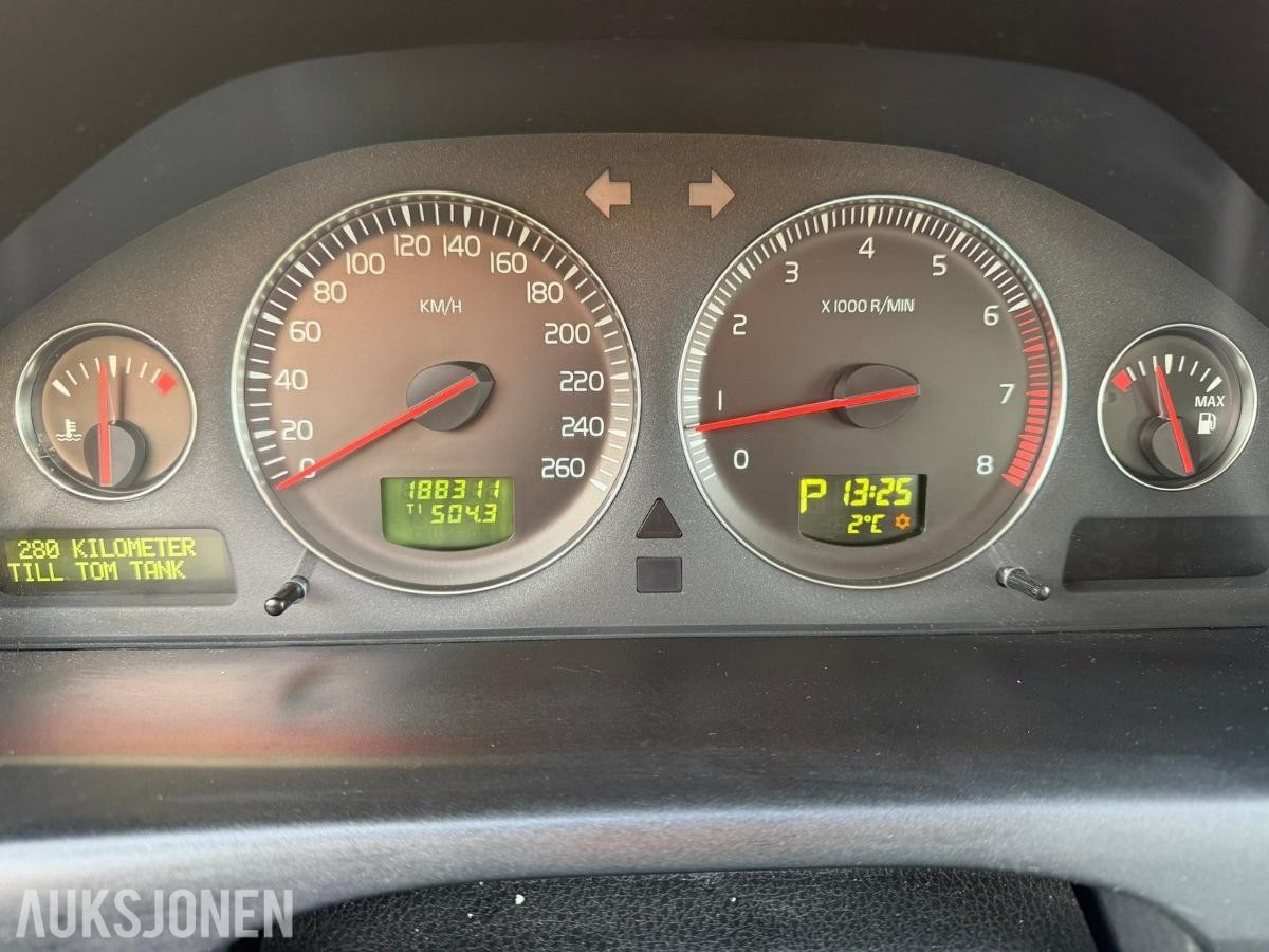 2005 VOLVO S60 2,0T 180HK AUTOMAT | SKINN | HENGERFESTE