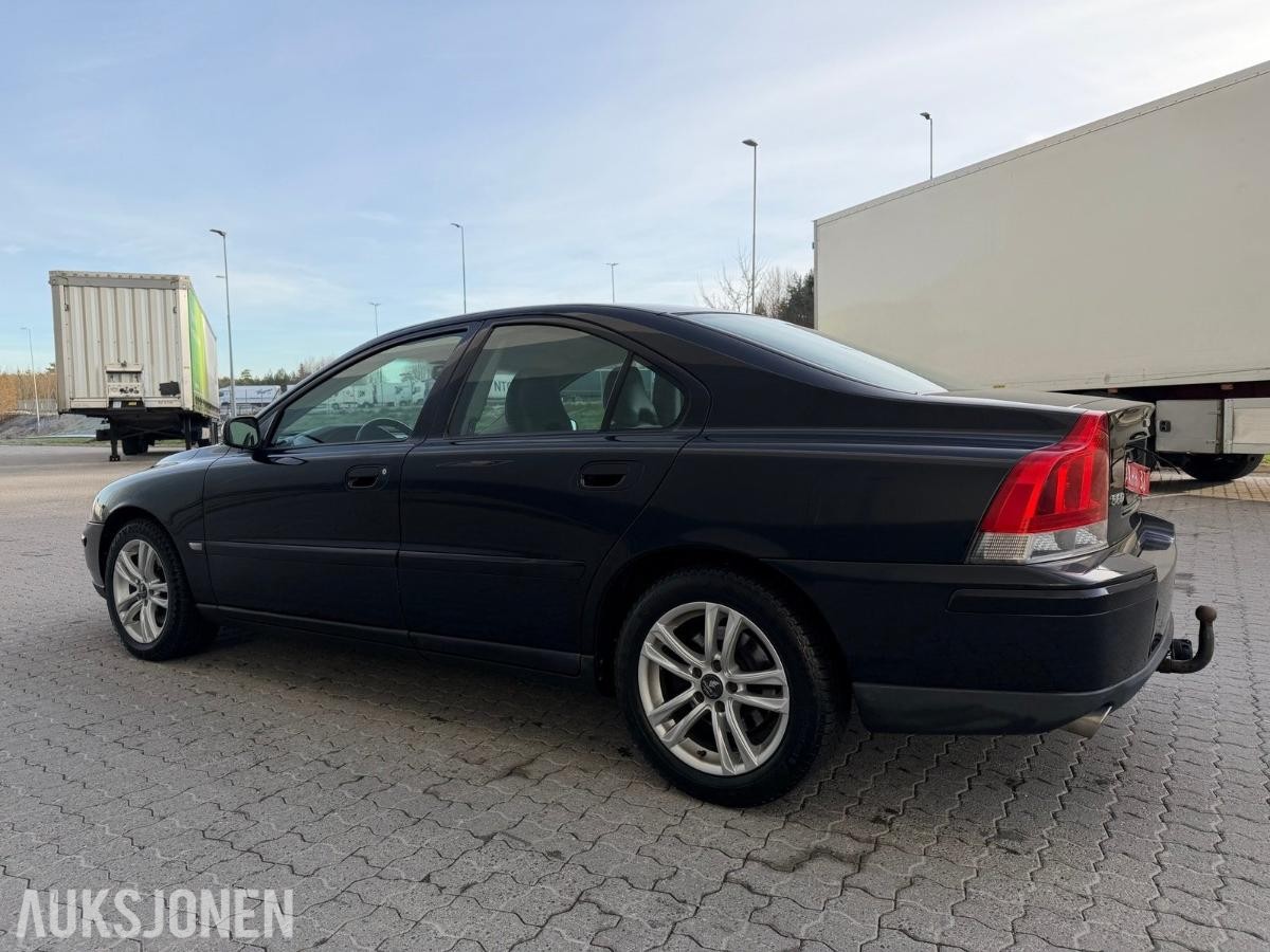 2005 VOLVO S60 2,0T 180HK AUTOMAT | SKINN | HENGERFESTE