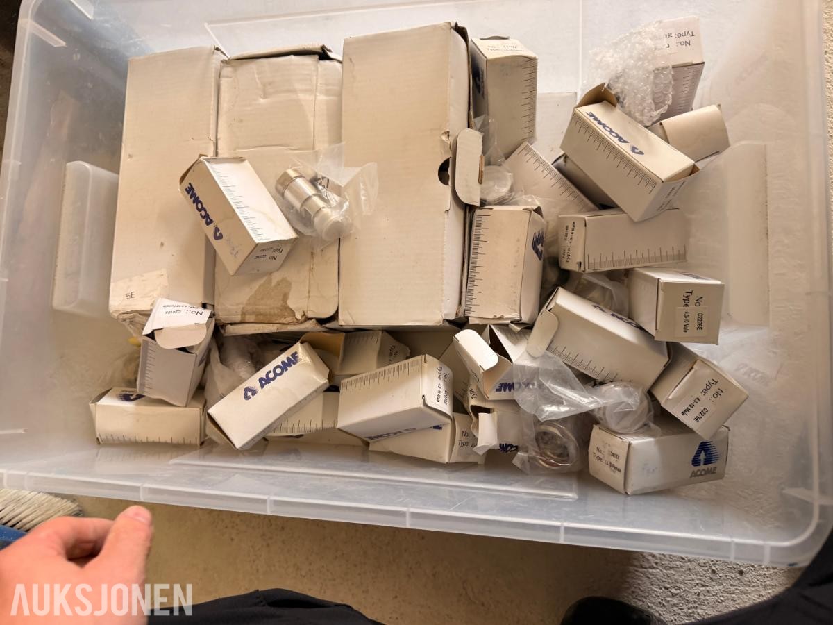  TELEKOM / MOBILNETT UTSTYR FRA KONKURSBO SELGES 