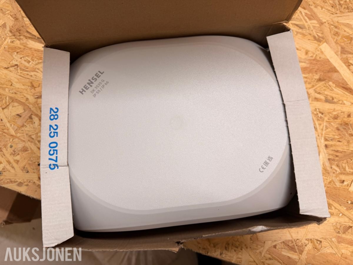  TELEKOM / MOBILNETT UTSTYR FRA KONKURSBO SELGES 