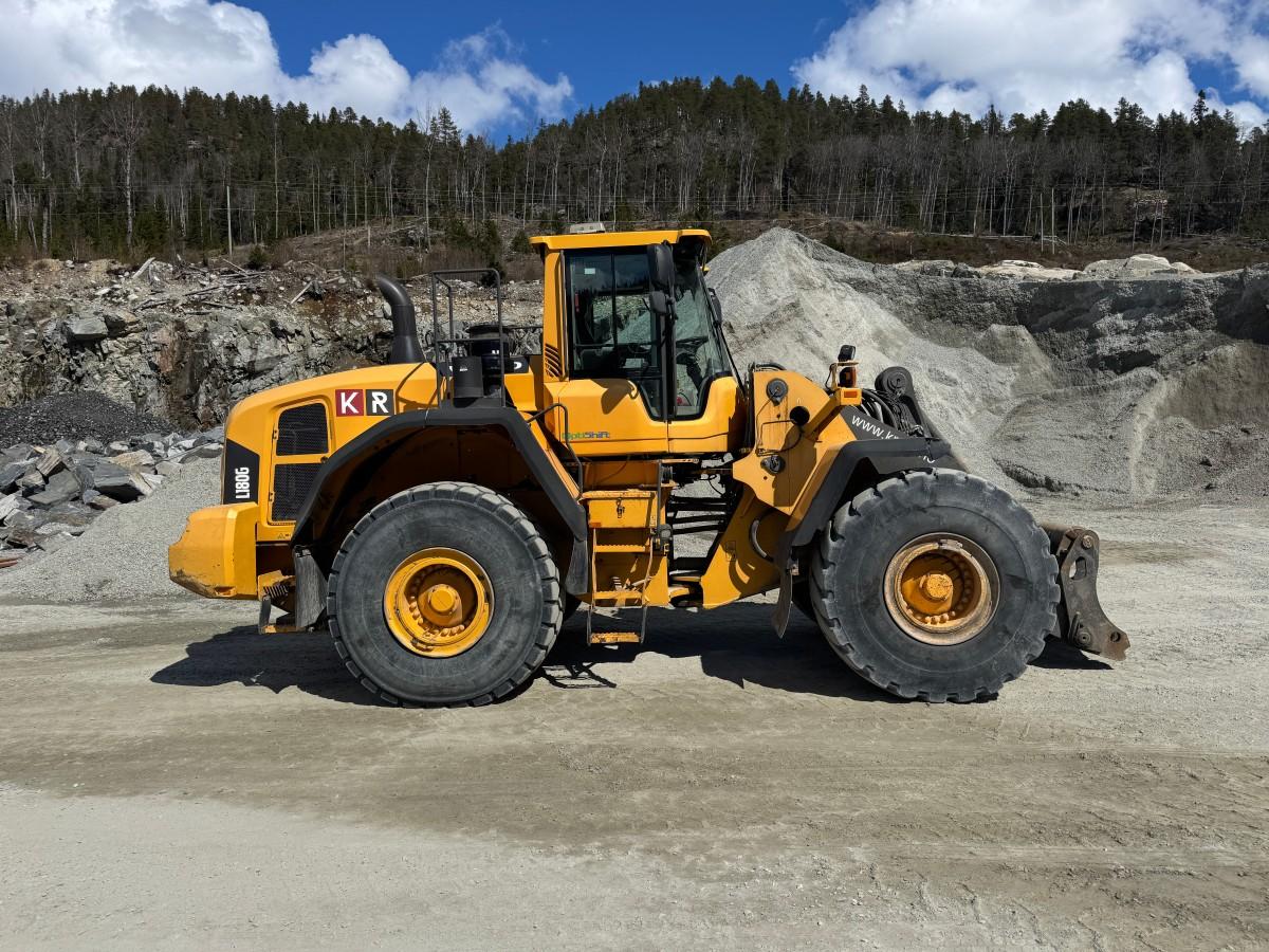 2013 Volvo L180G hjullaster med sentralsmøring, Spakstyring og 3. funksjon