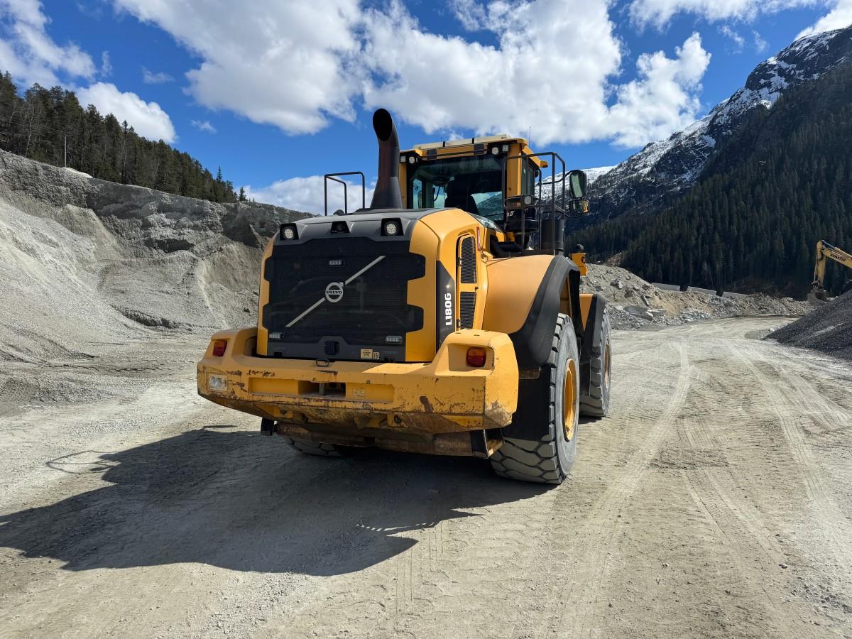 2013 Volvo L180G hjullaster med sentralsmøring, Spakstyring og 3. funksjon