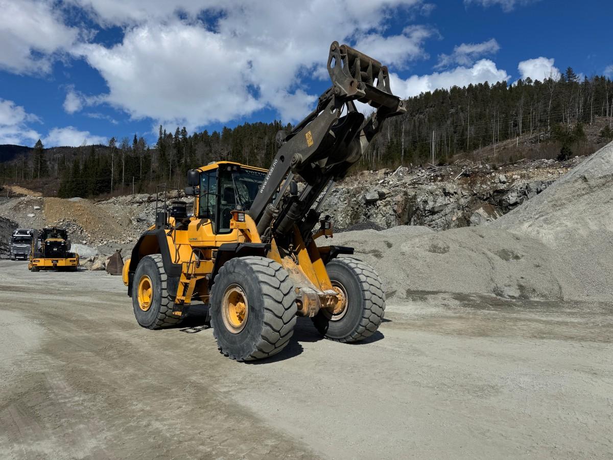 2013 Volvo L180G hjullaster med sentralsmøring, Spakstyring og 3. funksjon