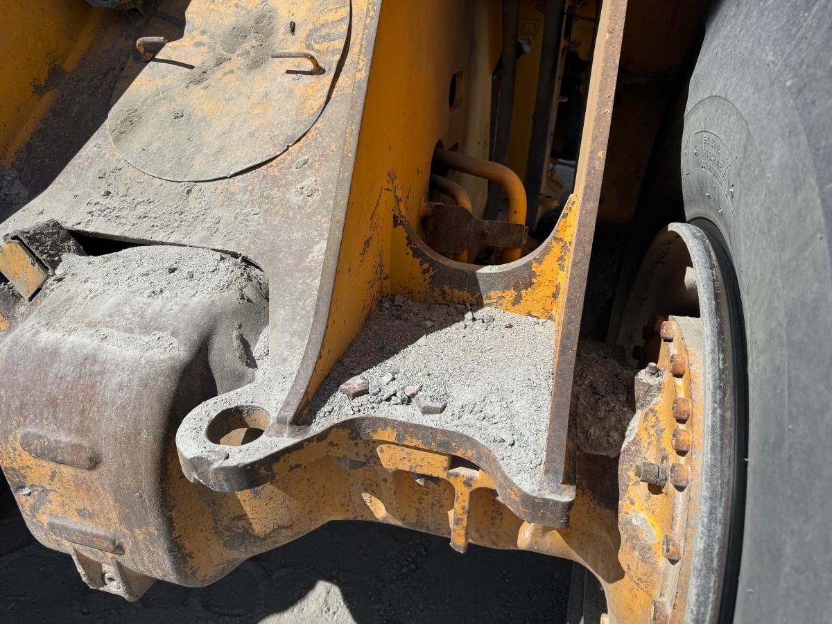 2013 Volvo L180G hjullaster med sentralsmøring, Spakstyring og 3. funksjon