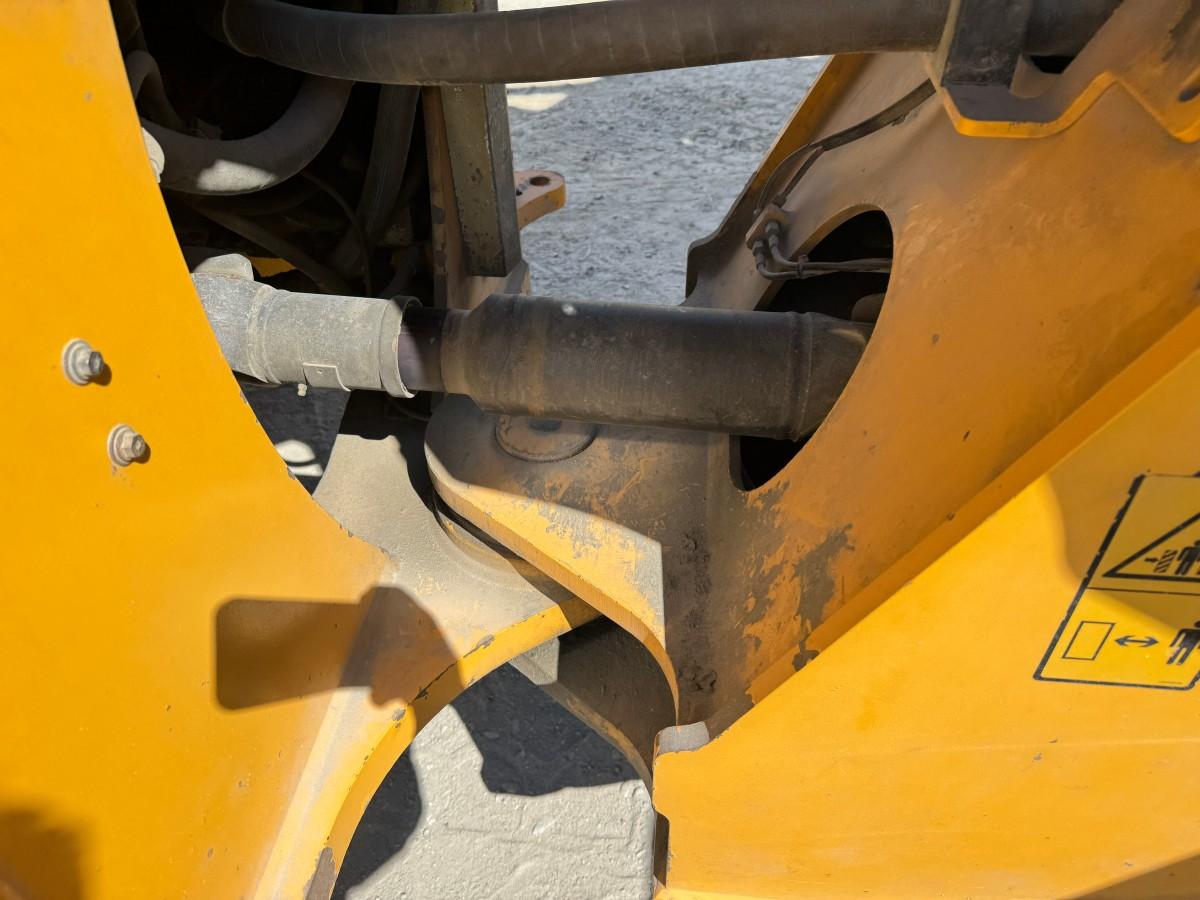 2013 Volvo L180G hjullaster med sentralsmøring, Spakstyring og 3. funksjon