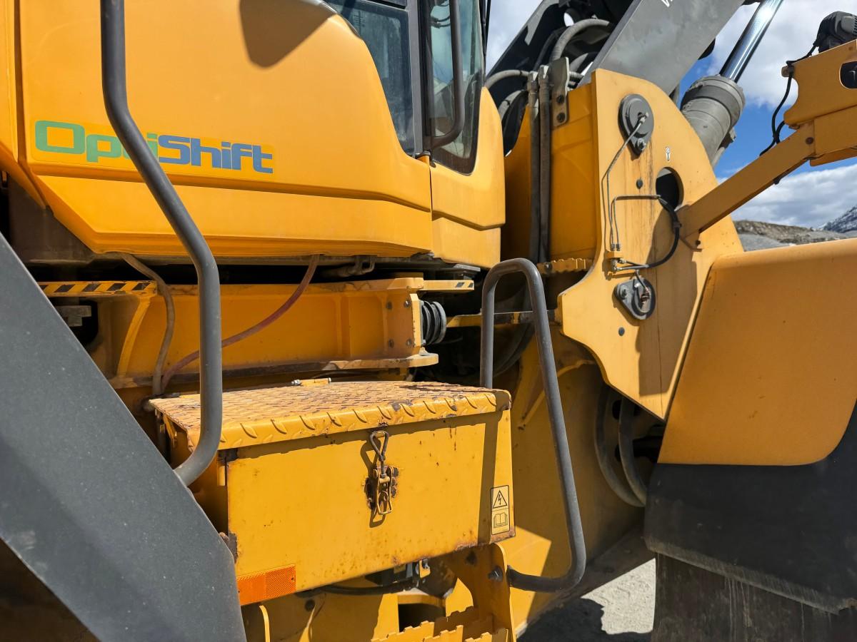 2013 Volvo L180G hjullaster med sentralsmøring, Spakstyring og 3. funksjon