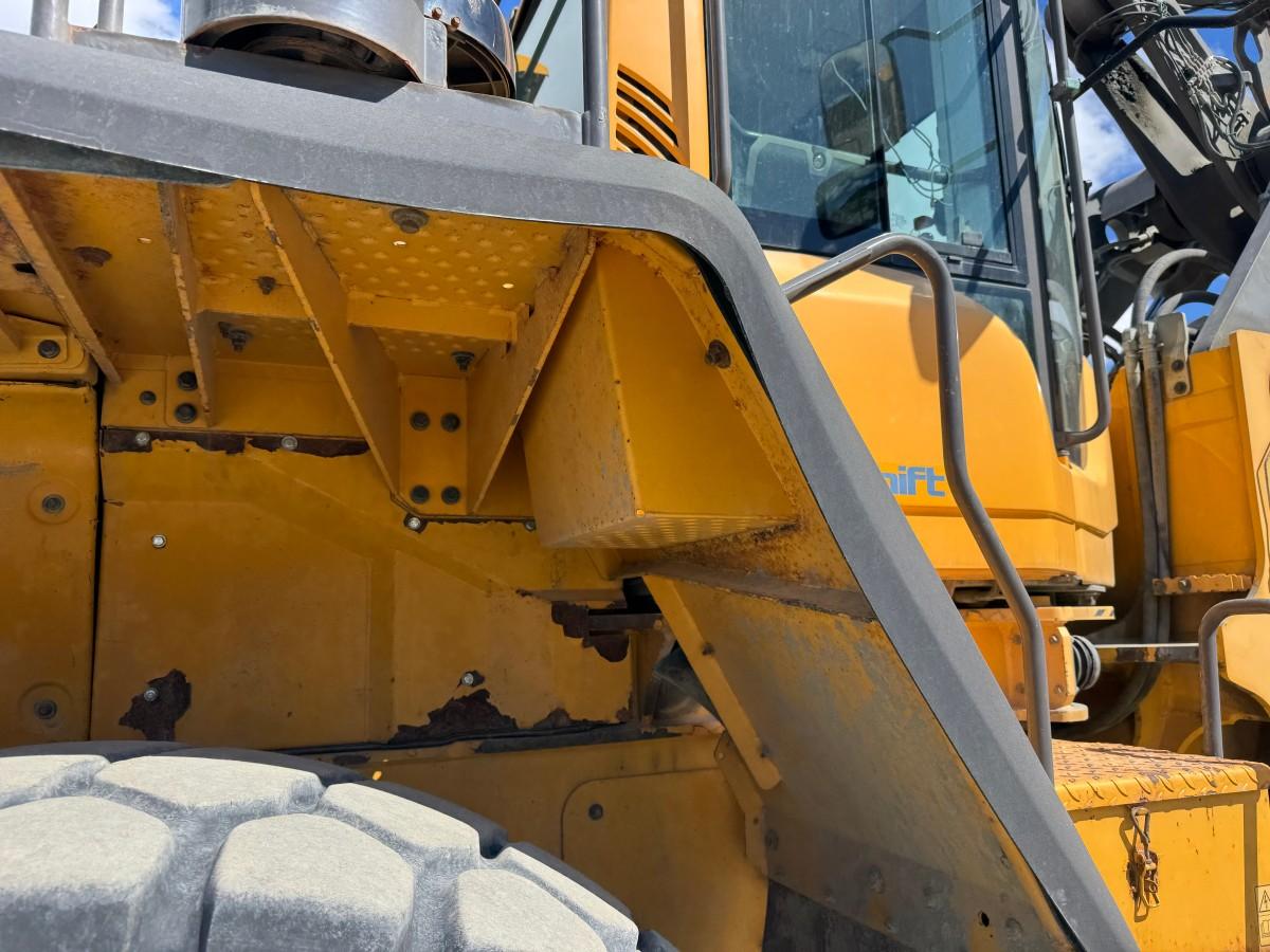 2013 Volvo L180G hjullaster med sentralsmøring, Spakstyring og 3. funksjon