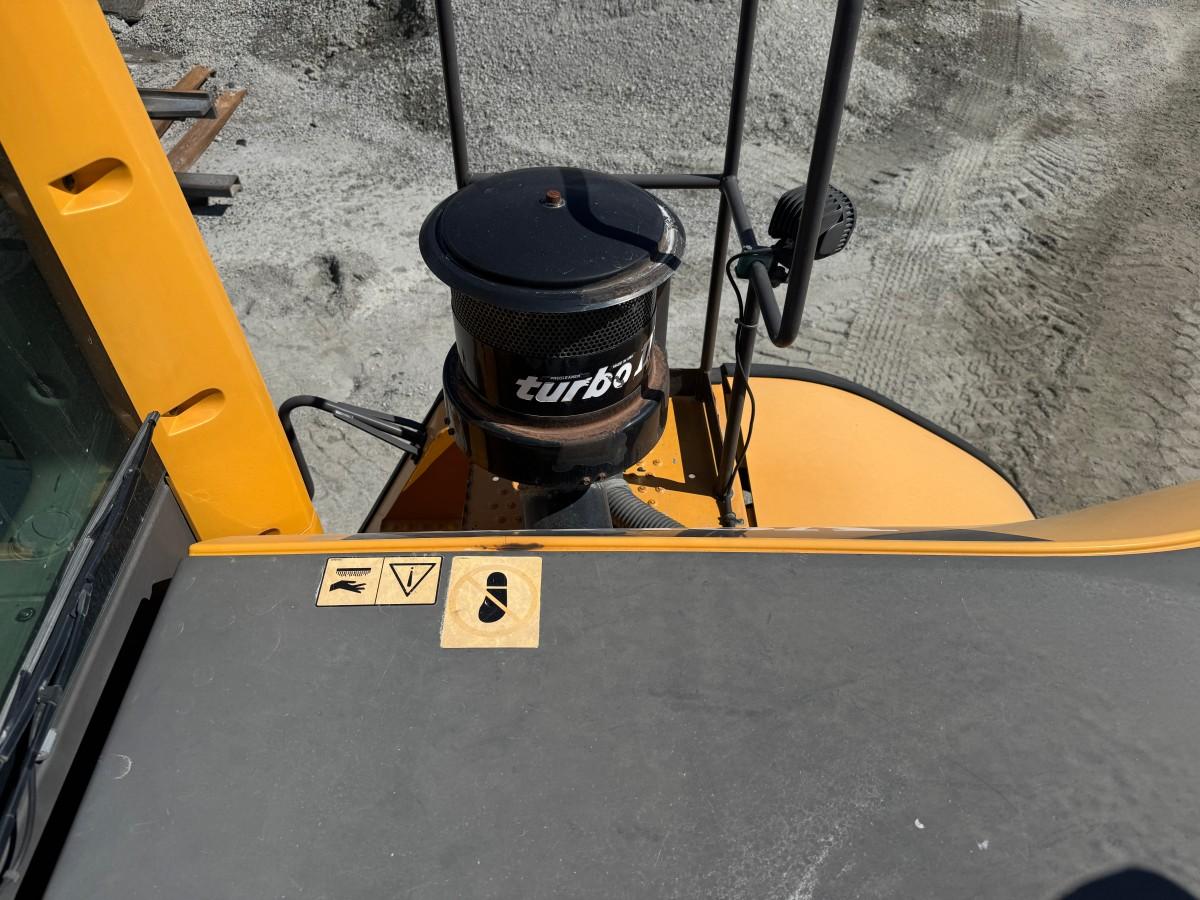 2013 Volvo L180G hjullaster med sentralsmøring, Spakstyring og 3. funksjon