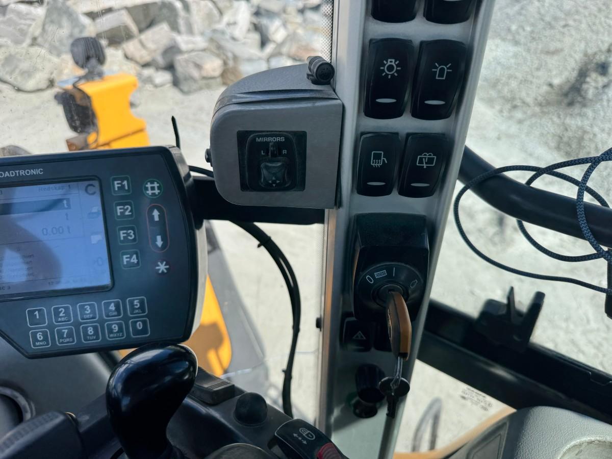 2013 Volvo L180G hjullaster med sentralsmøring, Spakstyring og 3. funksjon