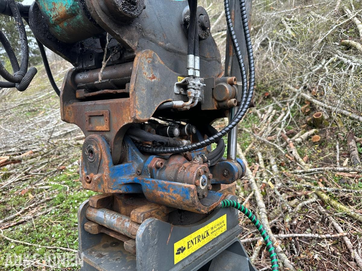 2015 Kobelco SK75SR Gravemaskin | Rotortilt, tømmerklype og pusseskuffe |