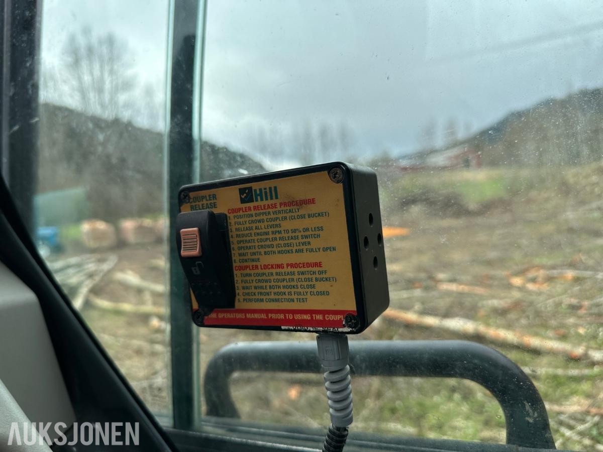 2015 Kobelco SK75SR Gravemaskin | Rotortilt, tømmerklype og pusseskuffe |