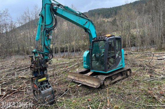 2015 Kobelco SK75SR Gravemaskin | Rotortilt, tømmerklype og pusseskuffe |