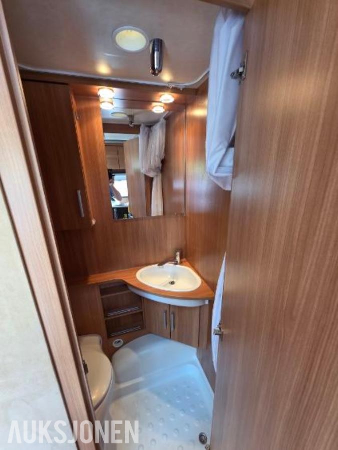 2011 Knaus W04 Solcellepanel Markise 4 soveplasser