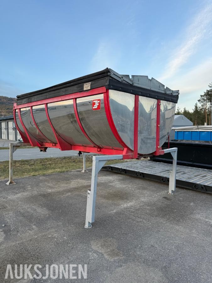 2010 Norslep asfaltbalje