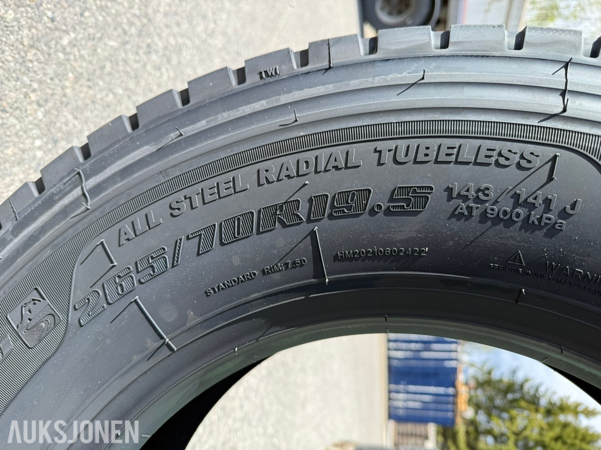 8 stk Jinyu JT767 Lastebil tilhengerdekk – 265/70R19.5