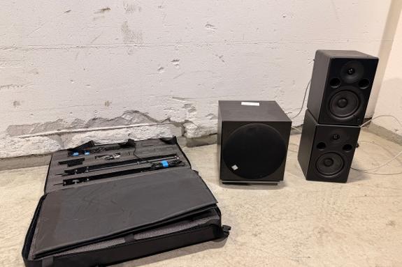 Profesjonelt lyd- og lysoppsett - Argon høyttalere, DALI subwoofer og Nanlite LumiPad 25 LED-paneler