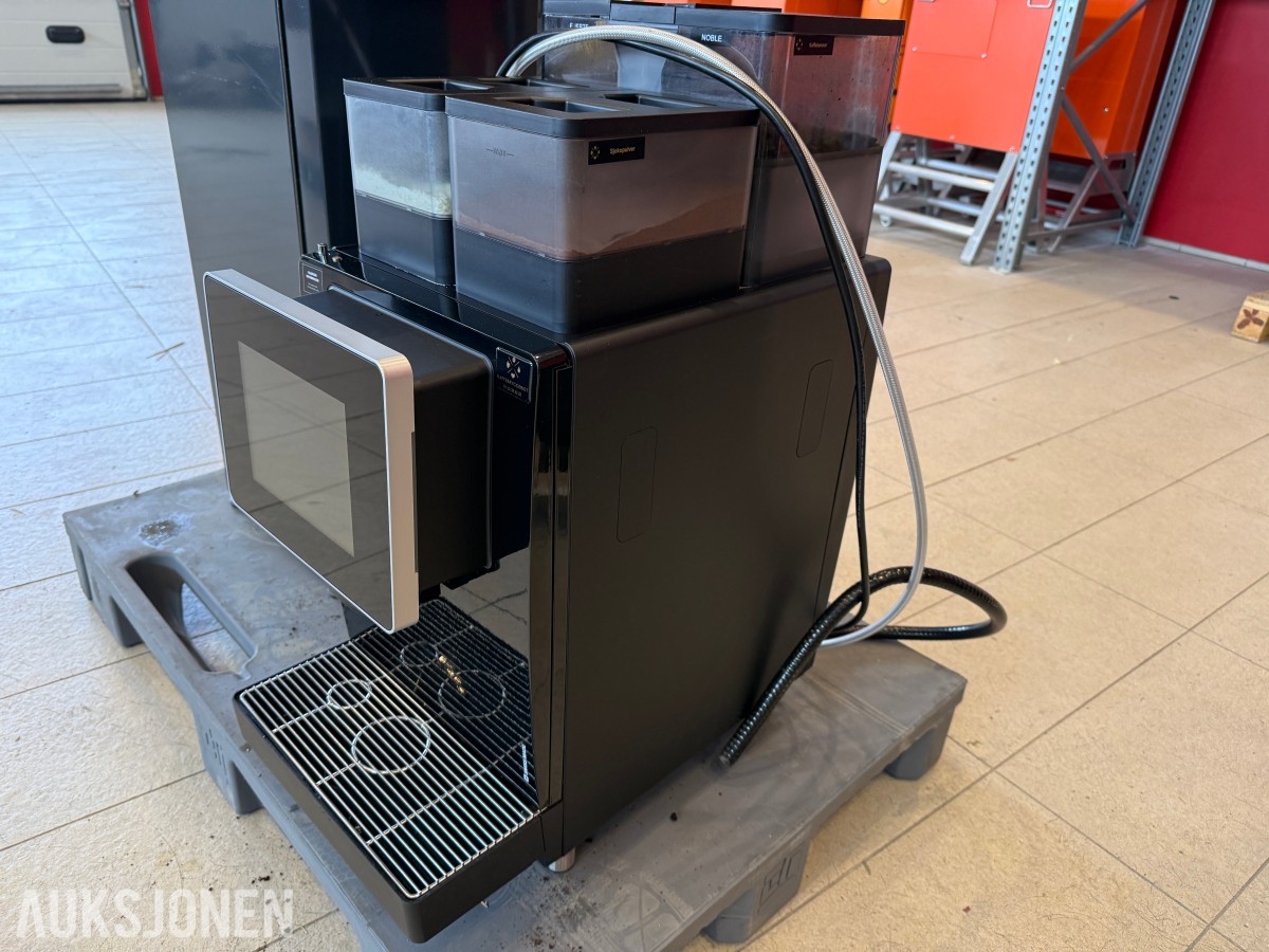 2024 Franke A600 kaffemaskin med kjøleskap og underskap – FCS4043 – 220–240V