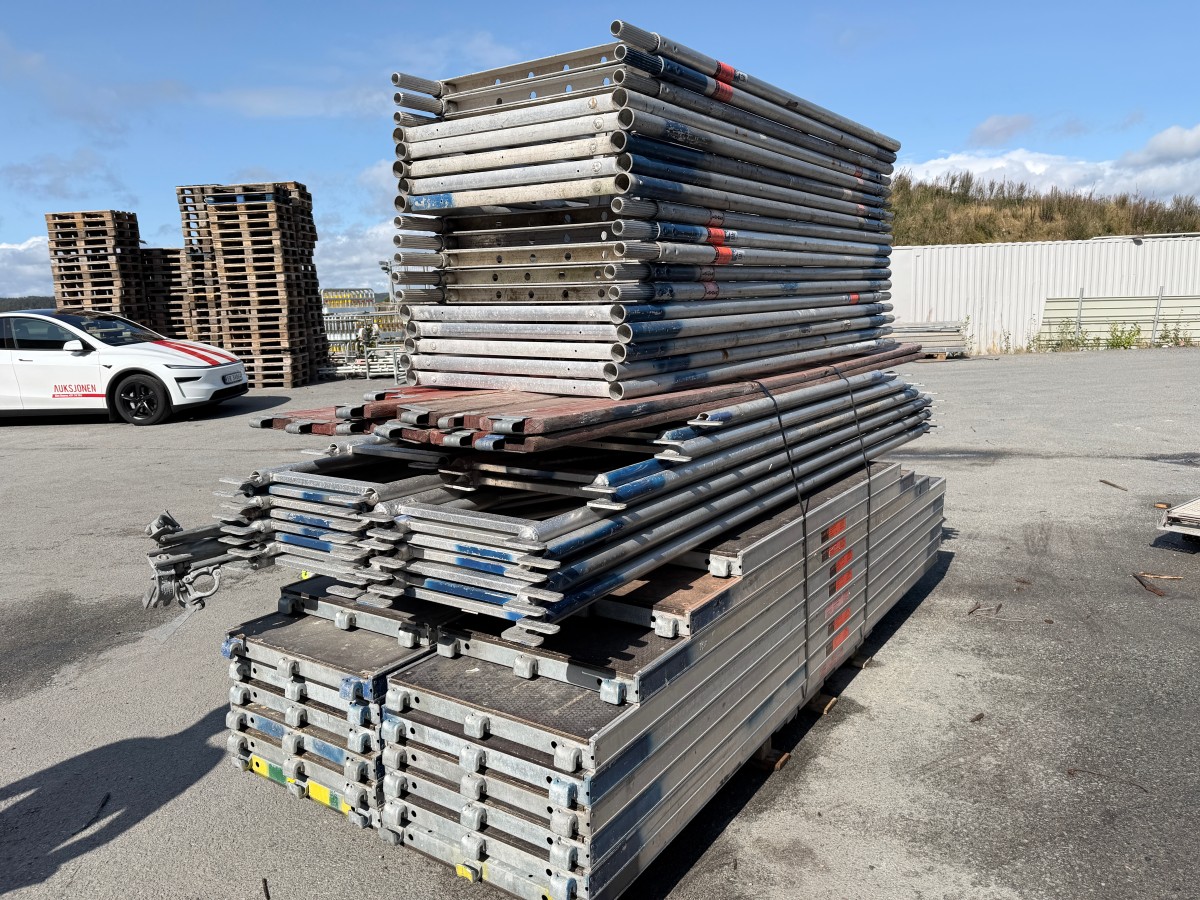 2021 Stillas Layher 118m2