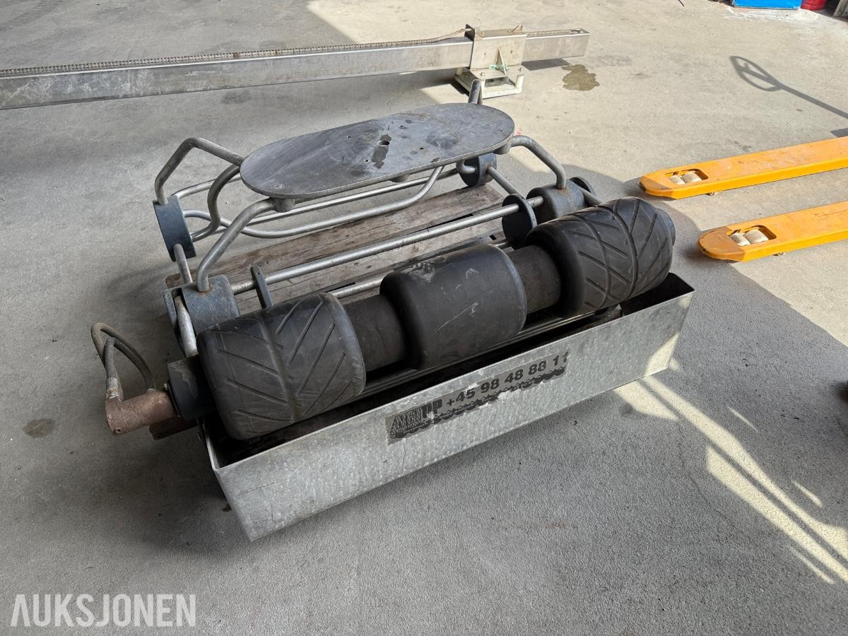 2010 NET-OP  475-3 Garndreier/haler med bom