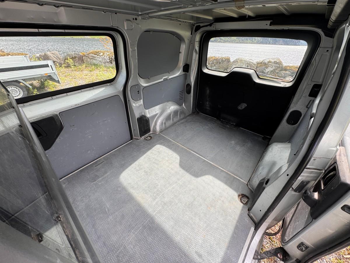 2018 Peugeot EXPERT 2.0-122 D Hengerfeste, Eu ok. 3 Seter
