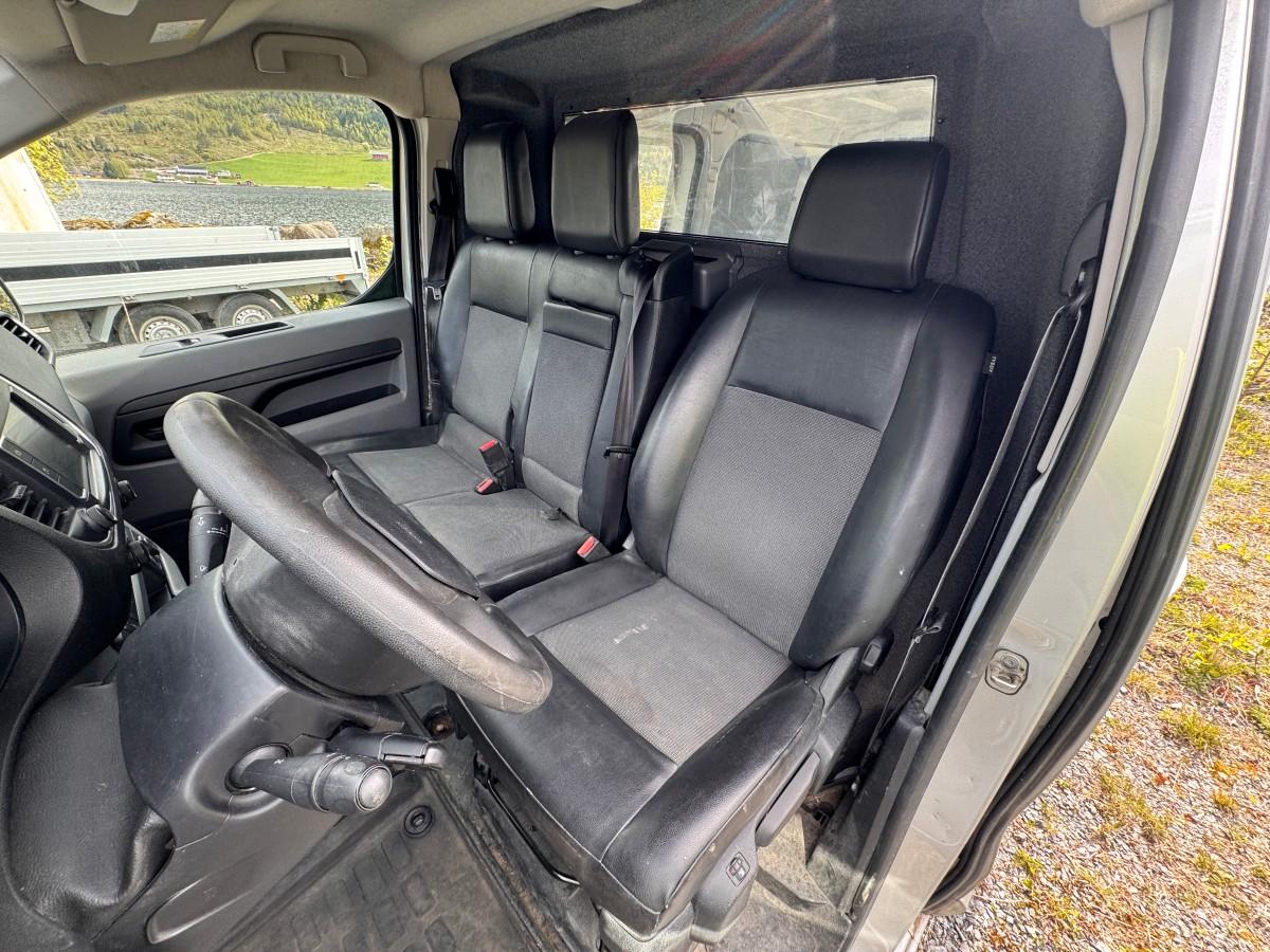 2018 Peugeot EXPERT 2.0-122 D Hengerfeste, Eu ok. 3 Seter