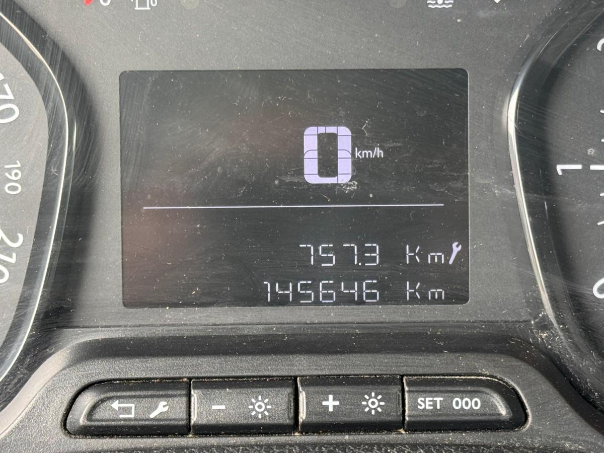 2018 Peugeot EXPERT 2.0-122 D Hengerfeste, Eu ok. 3 Seter