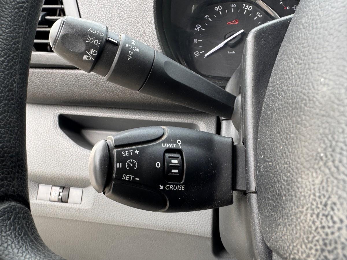 2018 Peugeot EXPERT 2.0-122 D Hengerfeste, Eu ok. 3 Seter