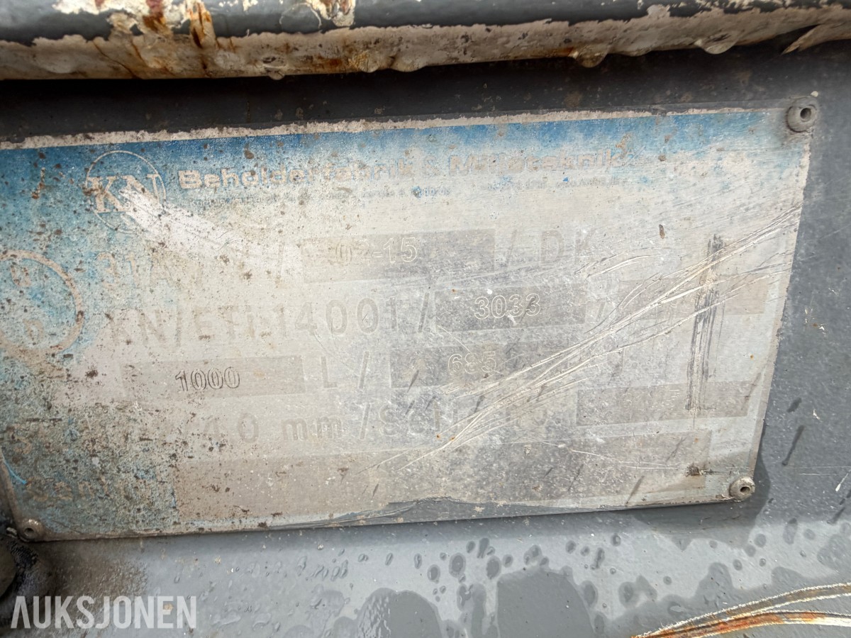 2015 - Dieseltank 1000 liter (Vera) tom tank
