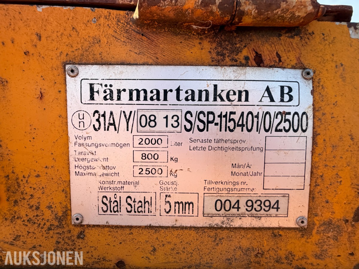 Deseltank Färmartanken AB – 2000 liter - (Ca 900L på tankken)