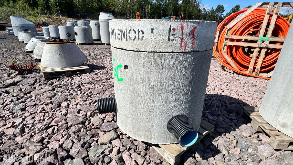Betongkummer Lokk, rammer og støtteringer