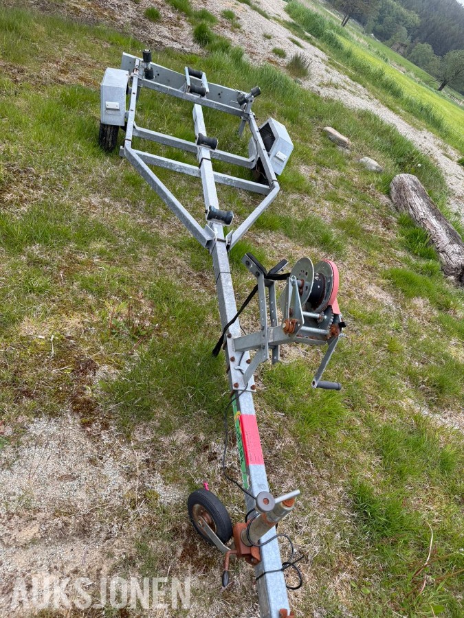 Askeladden 435 Liten båt med tralle og motor 40hk