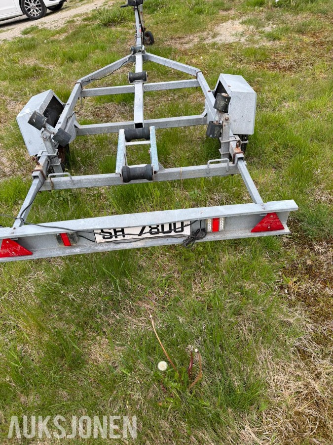 Askeladden 435 Liten båt med tralle og motor 40hk